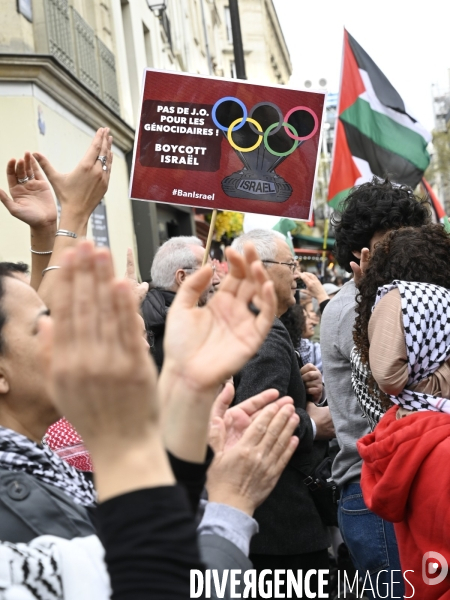 Rassemblement en soutien a la palestine.  Gaza stop génocide  , à Paris. Israel-Gaza conflict. FREE PALESTINE
