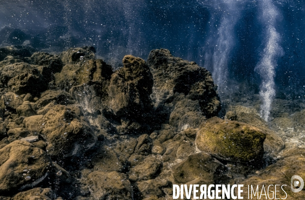 Volcanic gases make their way through cracks
