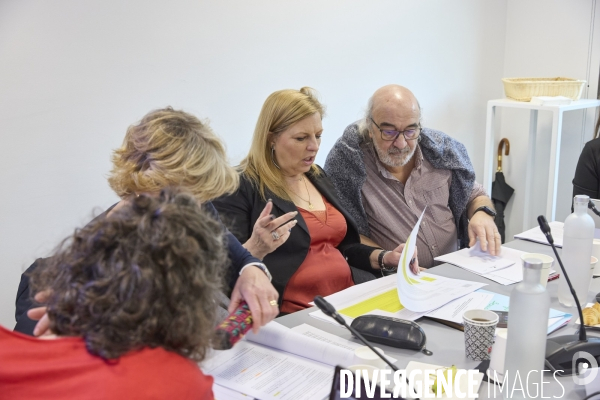 Negociations Seniors  Assurance chomage au MEDEF