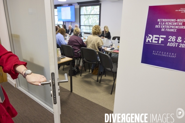 Negociations Seniors  Assurance chomage au MEDEF