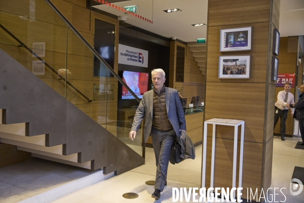 Negociations Seniors  Assurance chomage au MEDEF