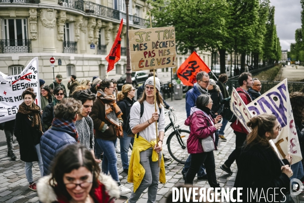 Manifestation dans l education nationale pour les salaires et contre les nouvelles mesures du choc des savoirs