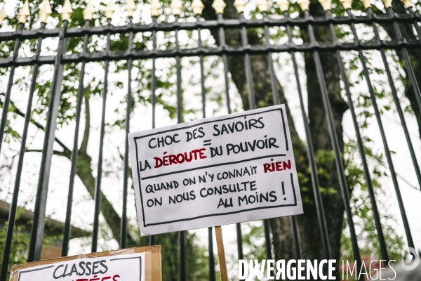 Manifestation dans l education nationale pour les salaires et contre les nouvelles mesures du choc des savoirs