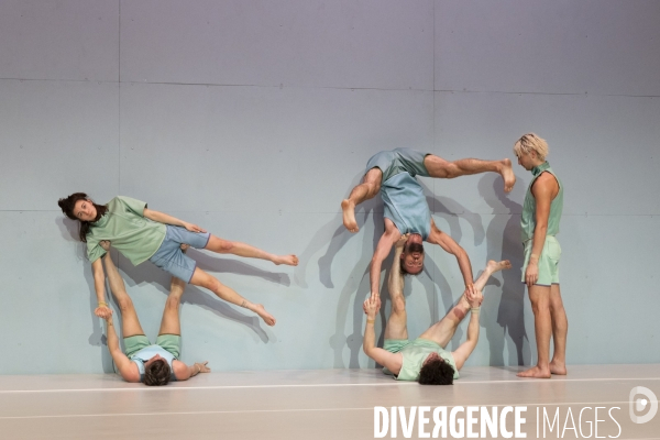 FORESHADOW de Alexander Vantournhout