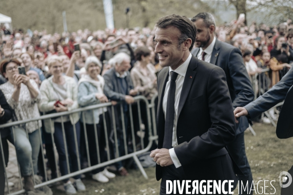 E. Macron, Maison d’Izieu