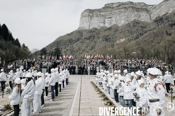 E. Macron, nécropole nationale des Glières