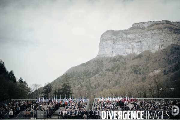 E. Macron, nécropole nationale des Glières