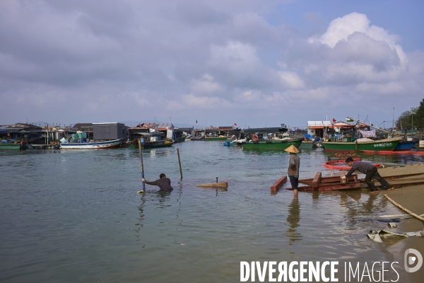 De la mer à la terre.