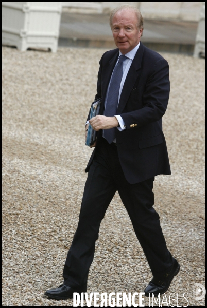 Premier conseil des ministres du nouveau gouvernement fillon