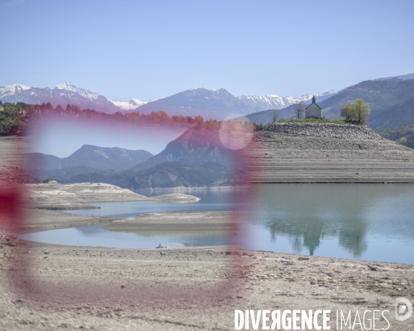 Lac de Serre Ponçon. Niveau du lac au 14 Avril 2024