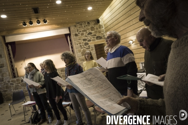 Gent d Aqui, Les gens d ici: La Chorale