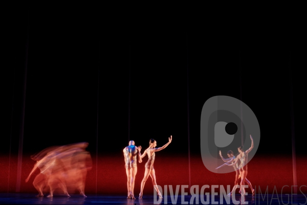 Biped / Merce Cunningham / Gavin Bryars