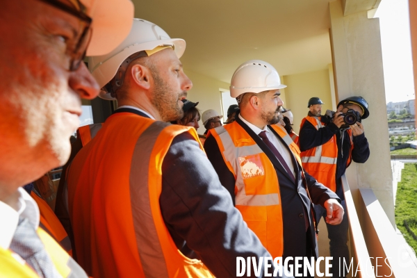 Guillaume Kasbarian et Stanislas Guerini visite un chantier à Bordeaux