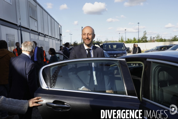 Guillaume Kasbarian et Stanislas Guerini visite un chantier à Bordeaux