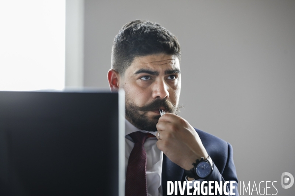 Guillaume Kasbarian lors de la remise du rapport de David Amiel sur le logement des agents publics