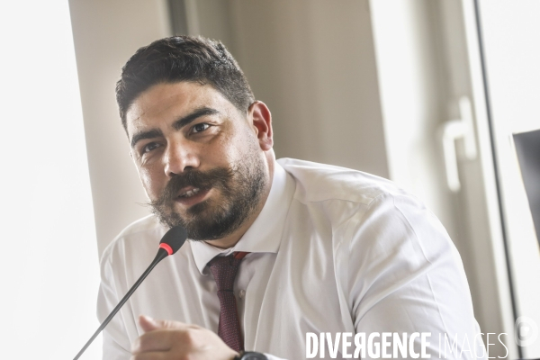 Guillaume Kasbarian lors de la remise du rapport de David Amiel sur le logement des agents publics