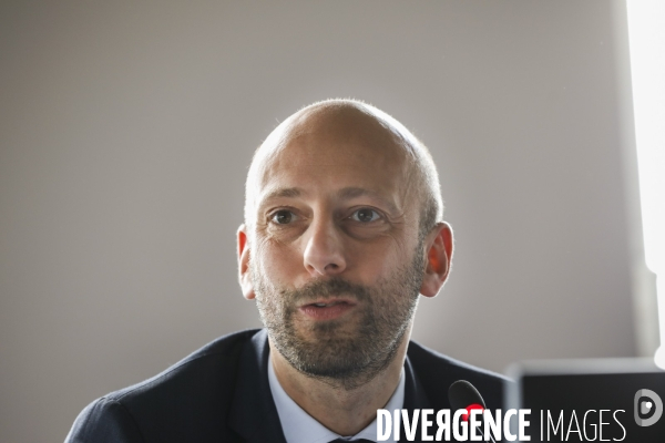 Guillaume Kasbarian et Stanislas Guerini, Remise du rapport de David Amiel sur le logement des agents publics