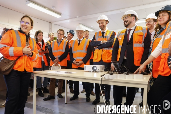 Guillaume Kasbarian et Stanislas Guerini visite un chantier à Bordeaux
