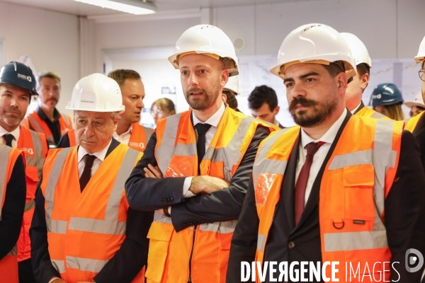Guillaume Kasbarian et Stanislas Guerini visite un chantier à Bordeaux