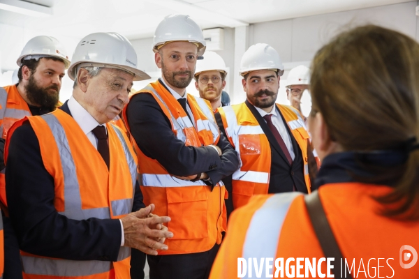 Guillaume Kasbarian et Stanislas Guerini visite un chantier à Bordeaux