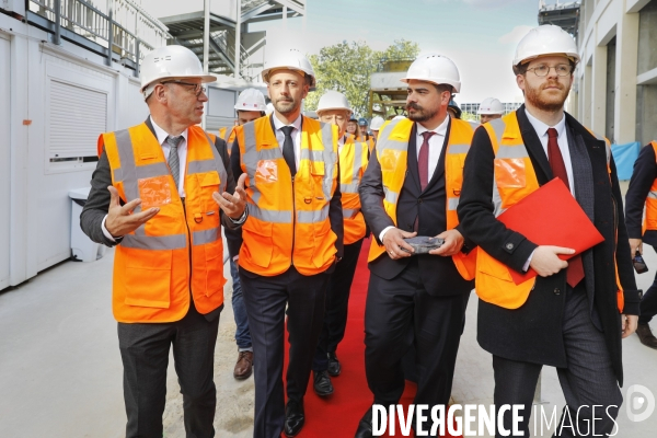 Guillaume Kasbarian et Stanislas Guerini visite un chantier à Bordeaux