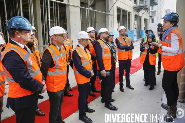 Guillaume Kasbarian et Stanislas Guerini visite un chantier à Bordeaux