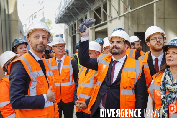 Guillaume Kasbarian et Stanislas Guerini visite un chantier à Bordeaux