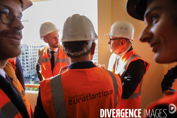 Guillaume Kasbarian et Stanislas Guerini visite un chantier à Bordeaux