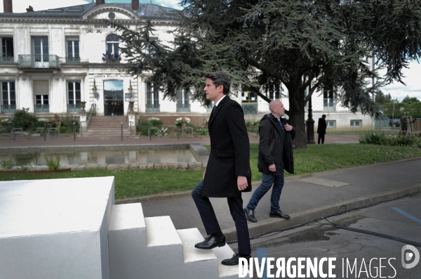 Gabriel ATTAL / Discours sur l autorité au coeur de la République 