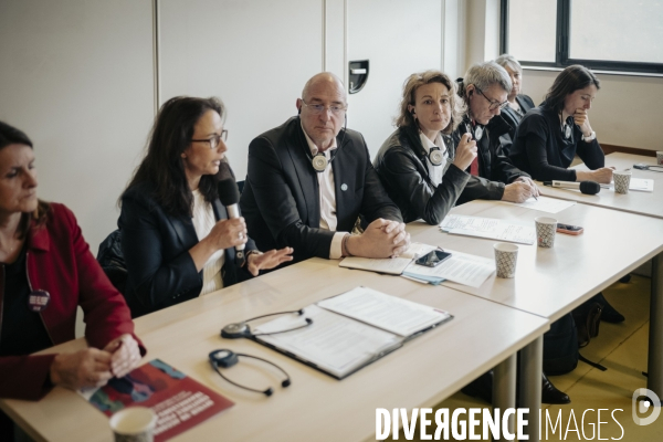 Débat des syndicats européens : Ensemble contre l’extrême droite !