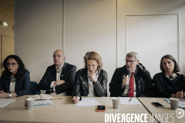 Débat des syndicats européens : Ensemble contre l’extrême droite !