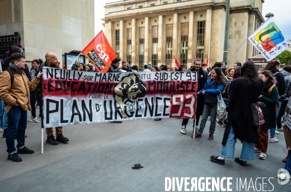 Les enseignants de Seine-Saint-Denis manifestent.