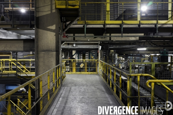 La fonderie Aluminium Dunkerque, à Loon-Plage, le 11 mars 2024. Plus grande fonderie d’aluminium d’Europe et premier consommateur électrique français.