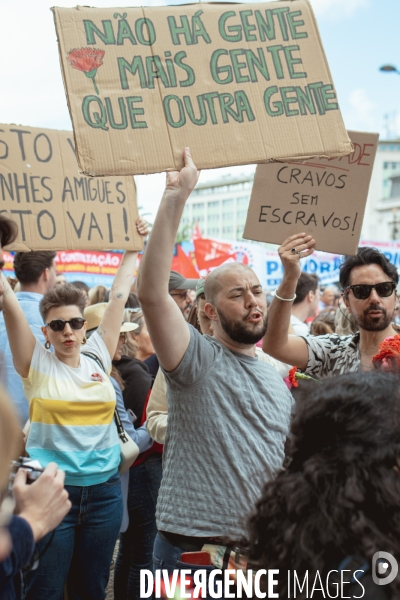 Manifestation pour les cinquante ans de la révolution des oeillets à Lisbonne