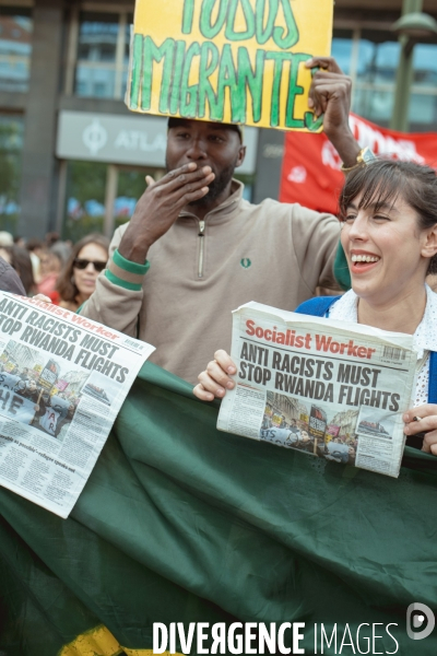 Manifestation pour les cinquante ans de la révolution des oeillets à Lisbonne