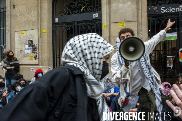 Manifestation pro-palestinienne et blocage à Sciences Po Paris