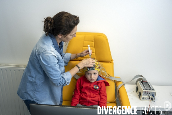 Ibrain Device IBRAIN - Imagerie et Cerveau : AUTISME par François GUENET ...