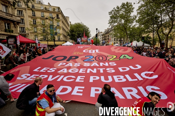 Les agents du service public  pour leur participation au JOP 2024, Jeux Olympiques 2024, Manifestation premier mai à Paris