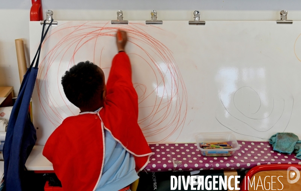 Déplacement de Nicole BELLOUBET à l’école maternelle La Saïda