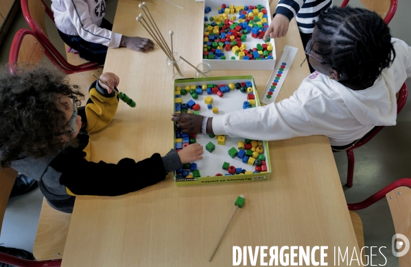 Déplacement de Nicole BELLOUBET à l’école maternelle La Saïda