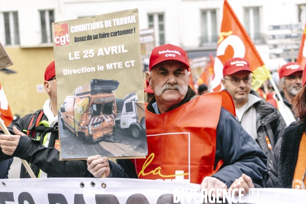 Manifestation contre les morts au travail