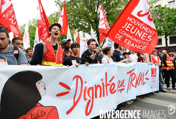 Les jeunes, à la Manifestation du 1 er mai 2024, à Paris