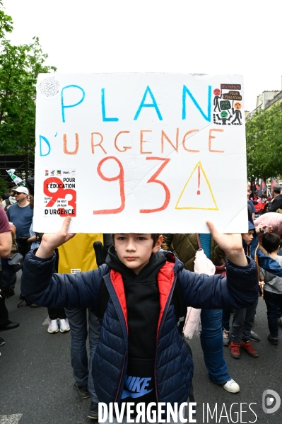 Les jeunes, à la Manifestation du 1 er mai 2024, à Paris