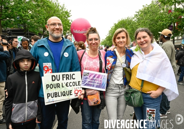 Les jeunes, à la Manifestation du 1 er mai 2024, à Paris