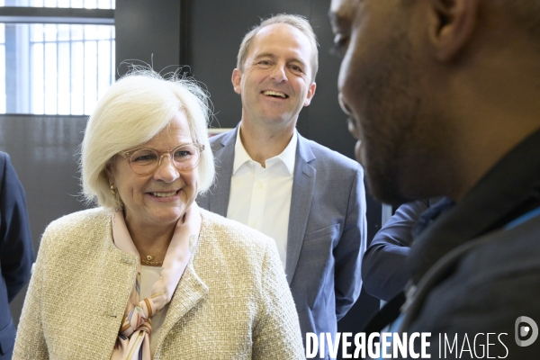 Catherine VAUTRIN , ministre du Travail,  et  Thibaut Guilluy à Station Debout