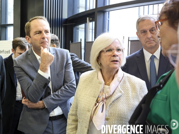 Catherine VAUTRIN , ministre du Travail,  et  Thibaut Guilluy à Station Debout