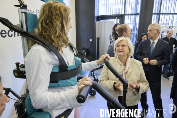 Catherine VAUTRIN , ministre du Travail,  et  Thibaut Guilluy à Station Debout