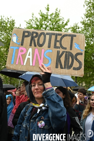 Rassemblement contre la transphobie et pour la visibilité des personnes trans, à Paris, France,