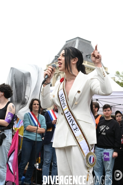 Rassemblement contre la transphobie et pour la visibilité des personnes trans, à Paris, France,