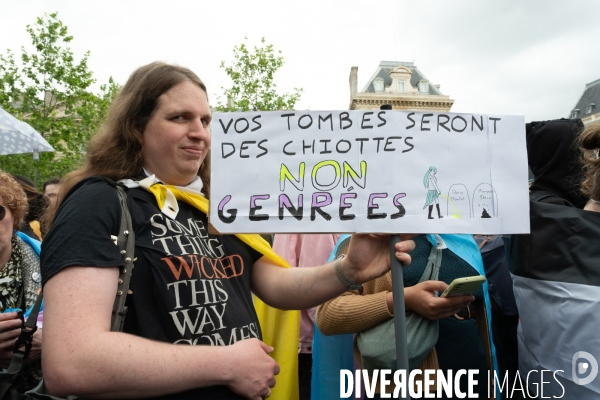 Rassemblement contre la transphobie et pour la visibilité des personnes trans, à Paris, France,